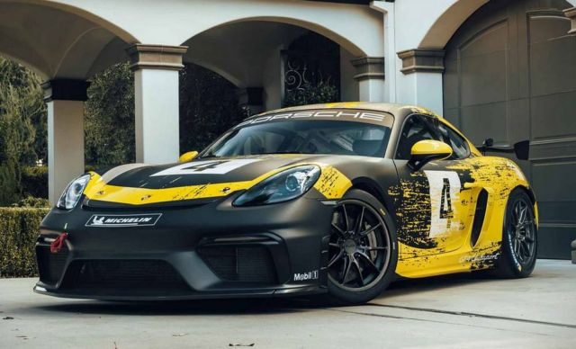 Porsche 718 Cayman GT4 Clubsport (13)