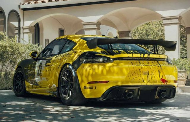 Porsche 718 Cayman GT4 Clubsport (11)