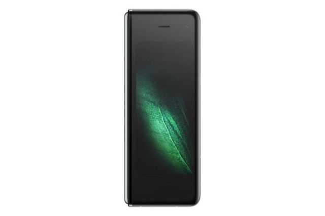 Samsung's $2,000 Galaxy Fold (3)