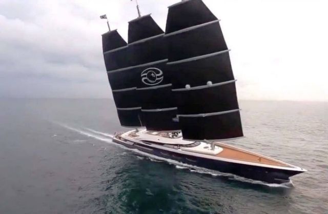 Behind the scenes of the Black Pearl 106m S/Y (1)