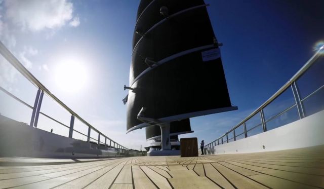 Behind the scenes of the Black Pearl 106m S/Y (2)