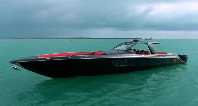 Cigarette Racing 59’ Tirranna speedboat (3)