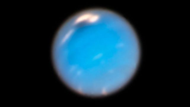 Giant Storms on Neptune 