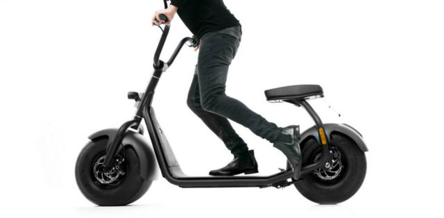 The minimal Scrooser electric scooter (5)