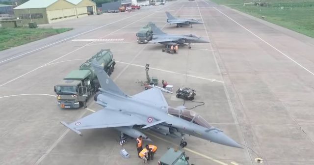 French Air Force Rafale Jets (6)