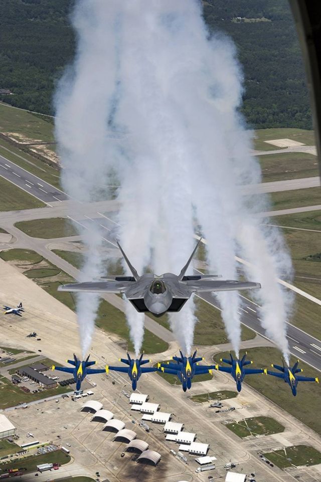 F-22 Raptor Flying With The Blue Angels