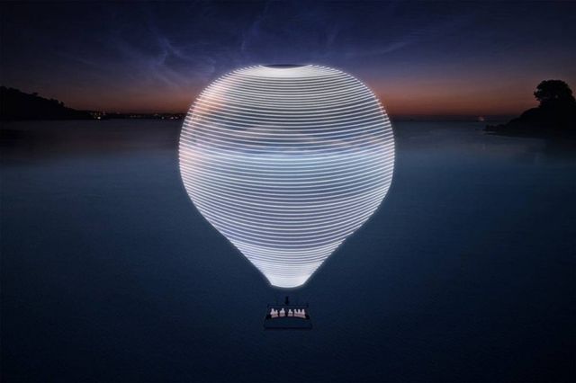 New Horizon Mirrored Hot Air Balloon (1)