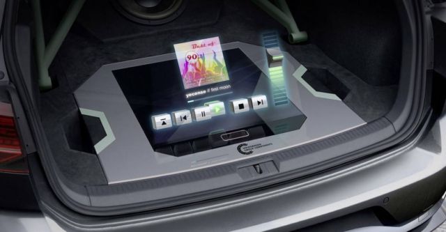 Hologram-controlled sound system in the GTI