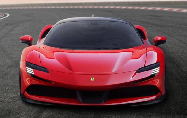 New Ferrari SF90 Stradale (7)
