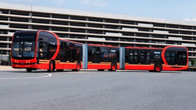 World's Longest pure electric Bus 