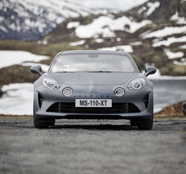 Alpine A110 S sports car (4)