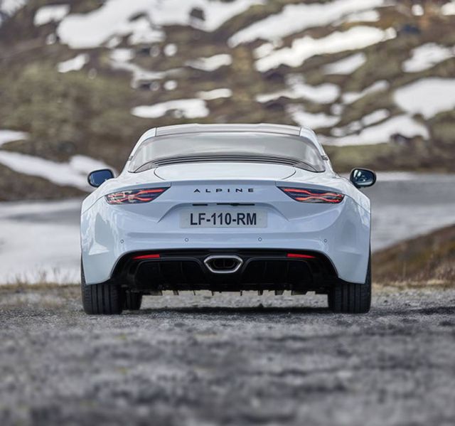 Alpine A110 S sports car (3)