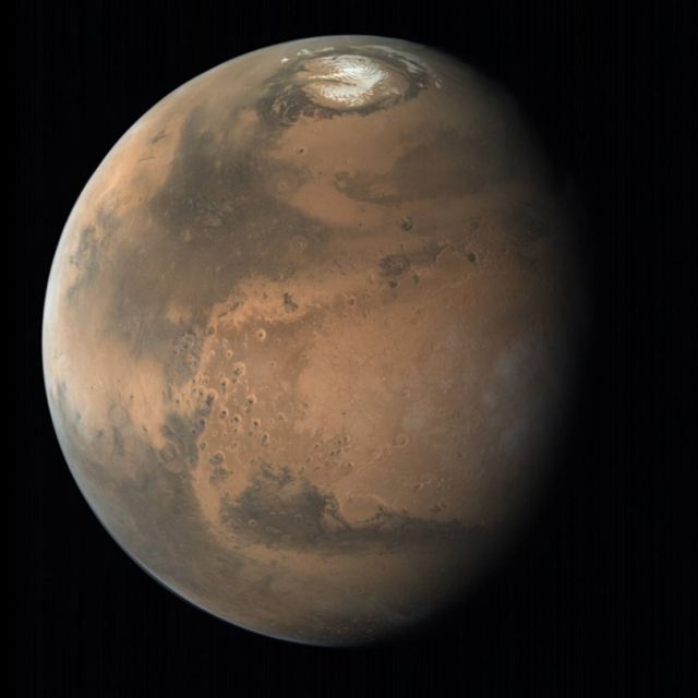 Massive Martian Ice Deposit discovered 
