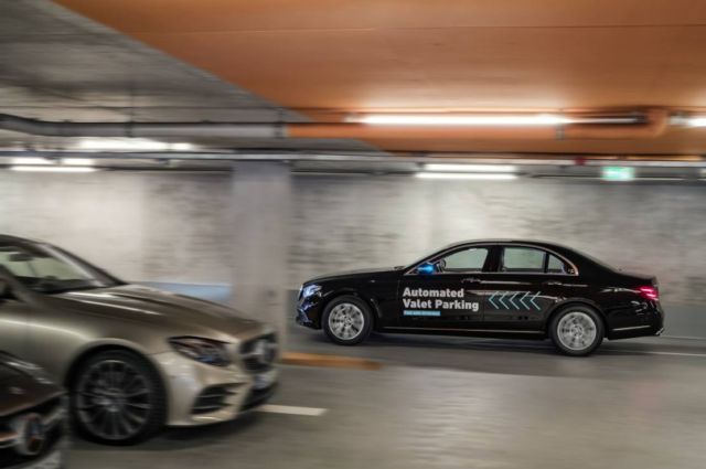 Bosch and Daimler obtain approval for Driverless Parking (2)