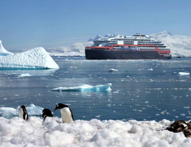 First ever Cruise Ship to sail on Battery power (6)