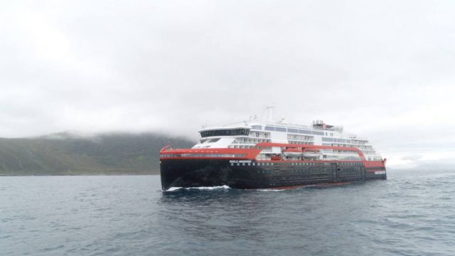 First ever Cruise Ship to sail on Battery power (2)