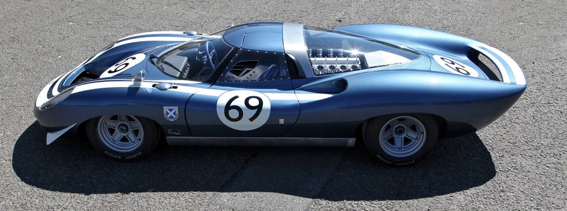 Jaguar Ecurie Ecosse LM69 (1)