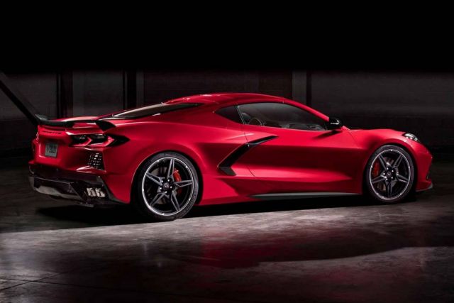 The 2020 Chevrolet Corvette Stingray (6)