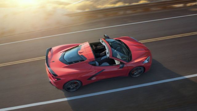 The 2020 Chevrolet Corvette Stingray (5)