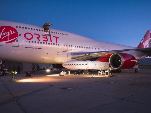 Virgin Orbit released a rocket from airborne 747 (3)