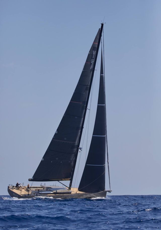 Y7 Sailing Yacht (11)