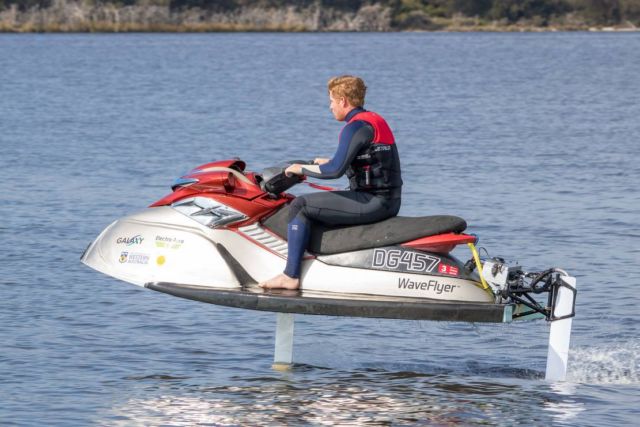 Electro Nautic hydrofoil jet-ski 