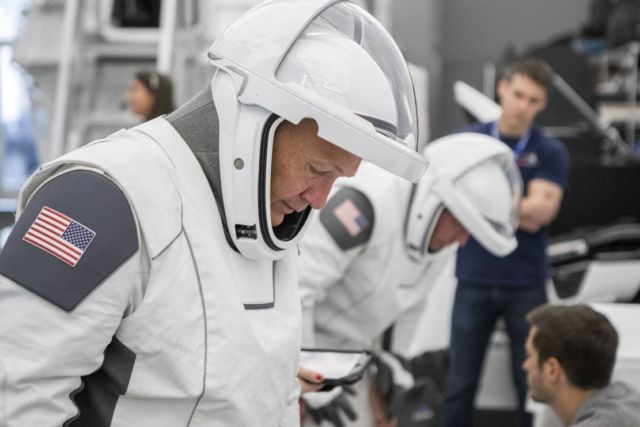 NASA Astronauts test SpaceX Spacesuits (2)