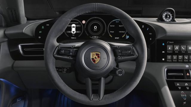 New Porsche Taycan officially unveiled (2)