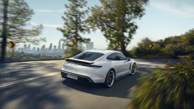 New Porsche Taycan officially unveiled (16)