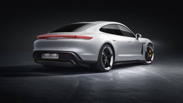 New Porsche Taycan officially unveiled (14)