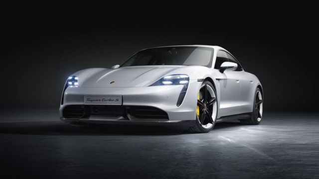 New Porsche Taycan officially unveiled (13)