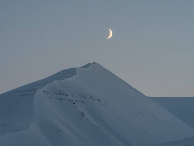 Northernmost hotel of the world (6)