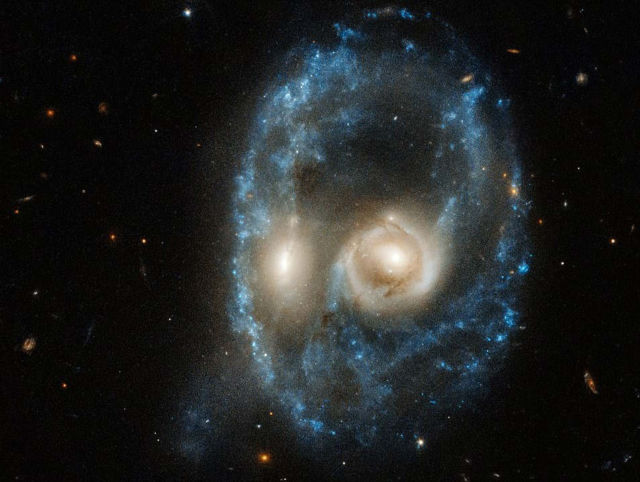 Ghostly "Cosmic Face" captured By Hubble