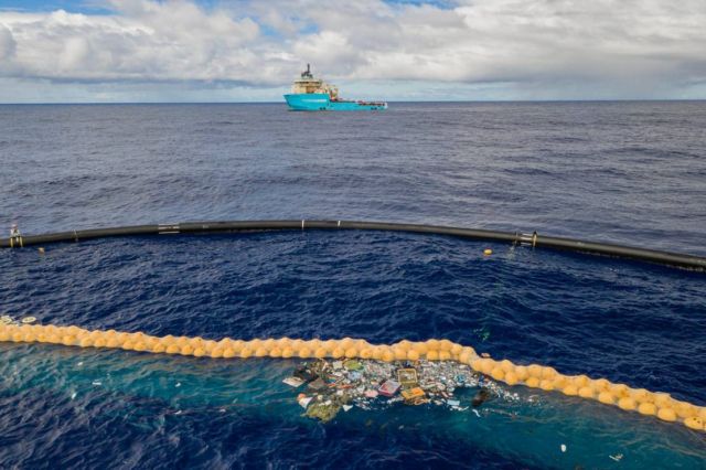 The Ocean Cleanup successfully catches Plastic (5)