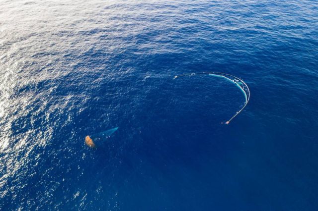 The Ocean Cleanup successfully catches Plastic (1)