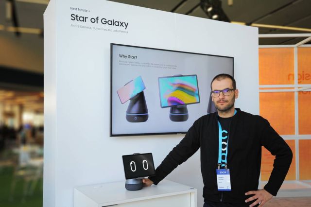 Star of Galaxy robotic stand (1)