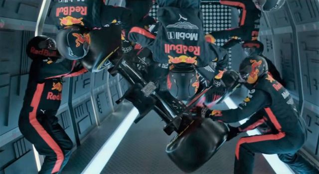 Zero-G F1 Pit Stop