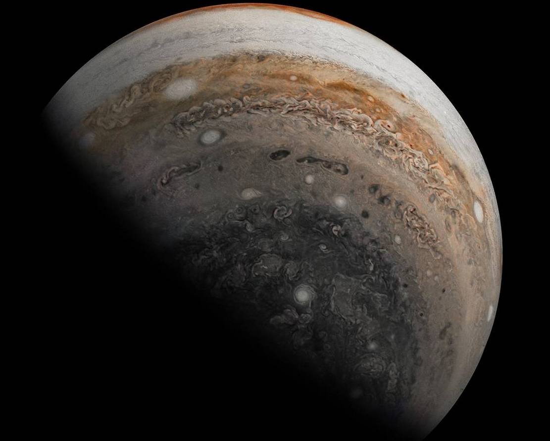 Glancing Back Jupiter 1