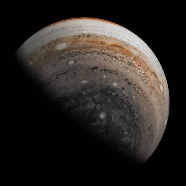 Glancing Back Jupiter