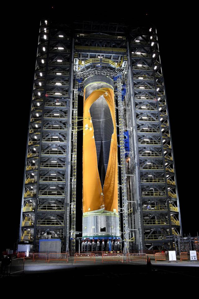 Space Launch System (SLS) rocket (3)