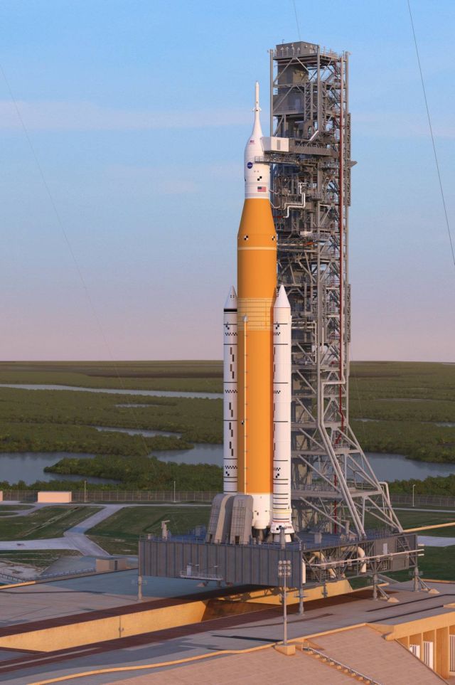 Space Launch System (SLS) rocket (1)