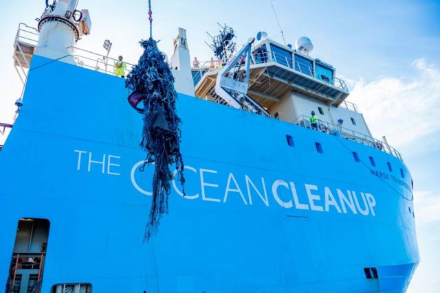 Ocean Cleanup first Plastic Catch
