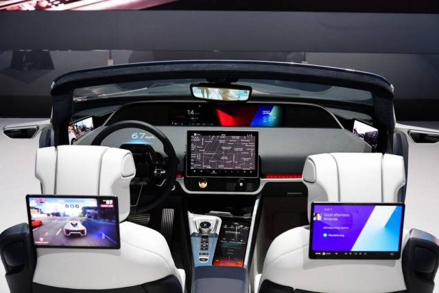 Samsung Digital Cockpit 2020 (9)