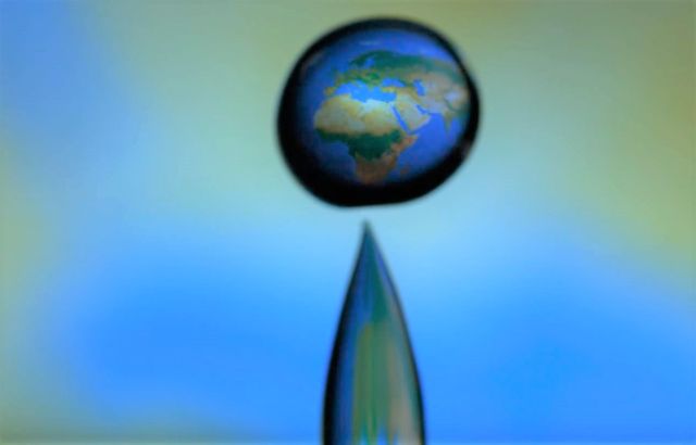 The Earth in a Macro Water Droplet