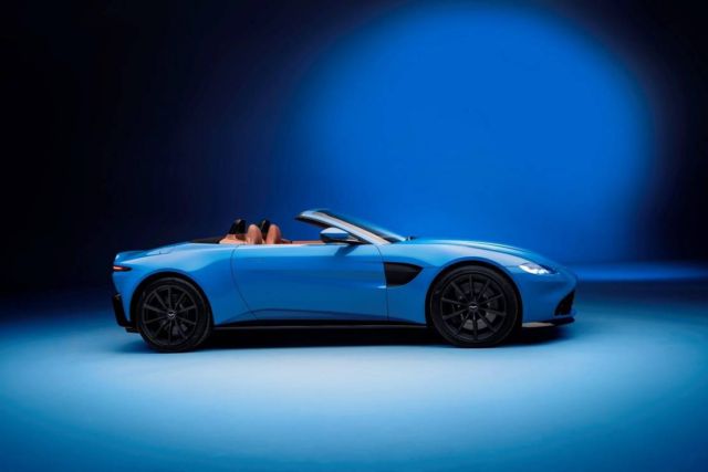 Aston Martin Vantage Roadster 2021 (8)