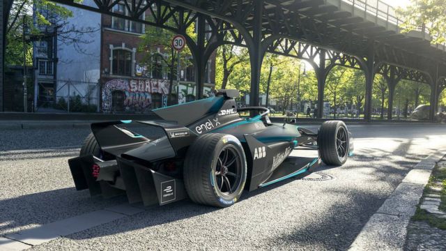 Formula E unveils Gen2 EVO car (7)