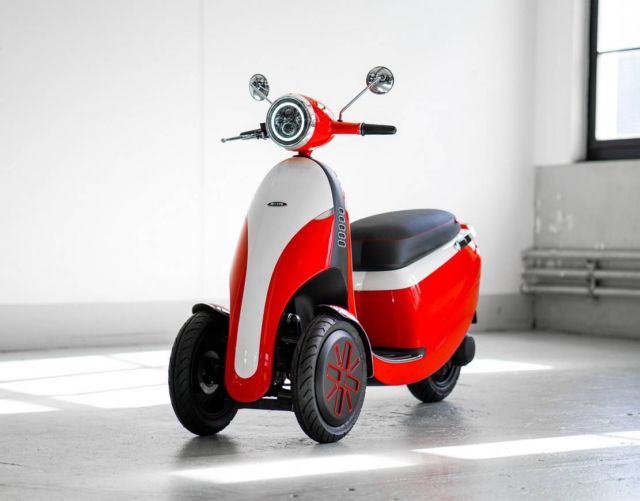 Micro electric bubble car and three-wheeled e-scooter (7)