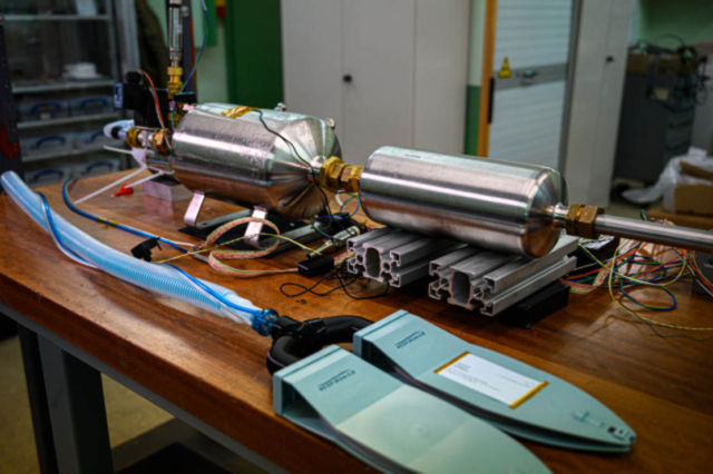 CERN Scientists created a COVID-19 Ventilator that runs on Batteries 