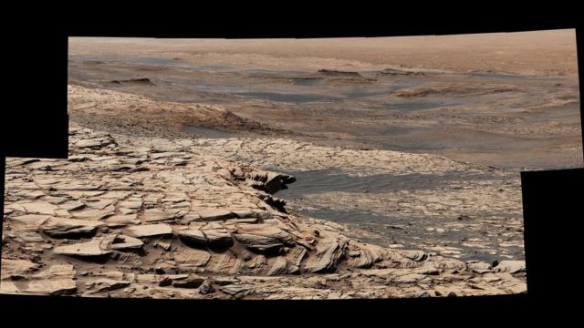 Curiosity Mars Rover begins Summer-long journey