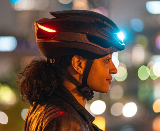 Lumos Ultra LED light bike Helmet (5)